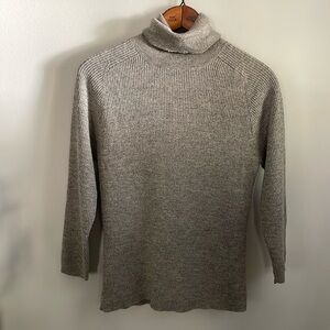 Banana Republic Merino Wool Ribbed Sweater Gray Size L